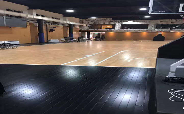 羽毛球場PVC塑膠地板的施工步驟